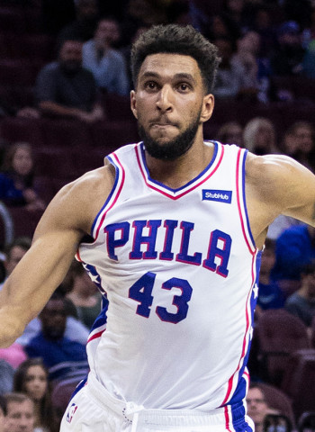 Khimki y Olympiacos se interesan en Jonah Bolden