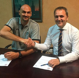 Zan Tabak abanderará desde el banquillo el proyecto hispalense
