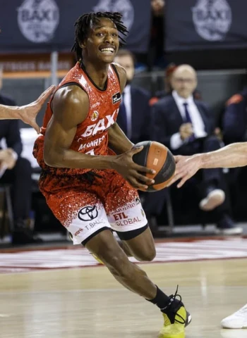 El Baxi Manresa domina al Río Breogán, 83-68