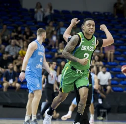 Brasil extiende su invicto en los Clasificatorios al AmeriCup, 61-70