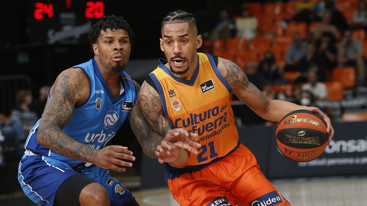 Valencia Basket alarga su racha en la Fonteta ante Urbas Fuenlabrada (97-79)