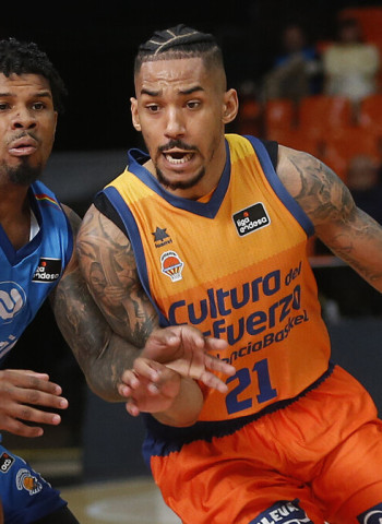 Valencia Basket alarga su racha en la Fonteta ante Urbas Fuenlabrada (97-79)