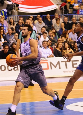 San Pablo Burgos muestra su peor versión ante Pau Orthez (78-82)