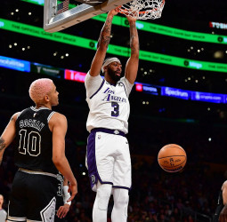 Anthony Davis se vuelve a sentir líder