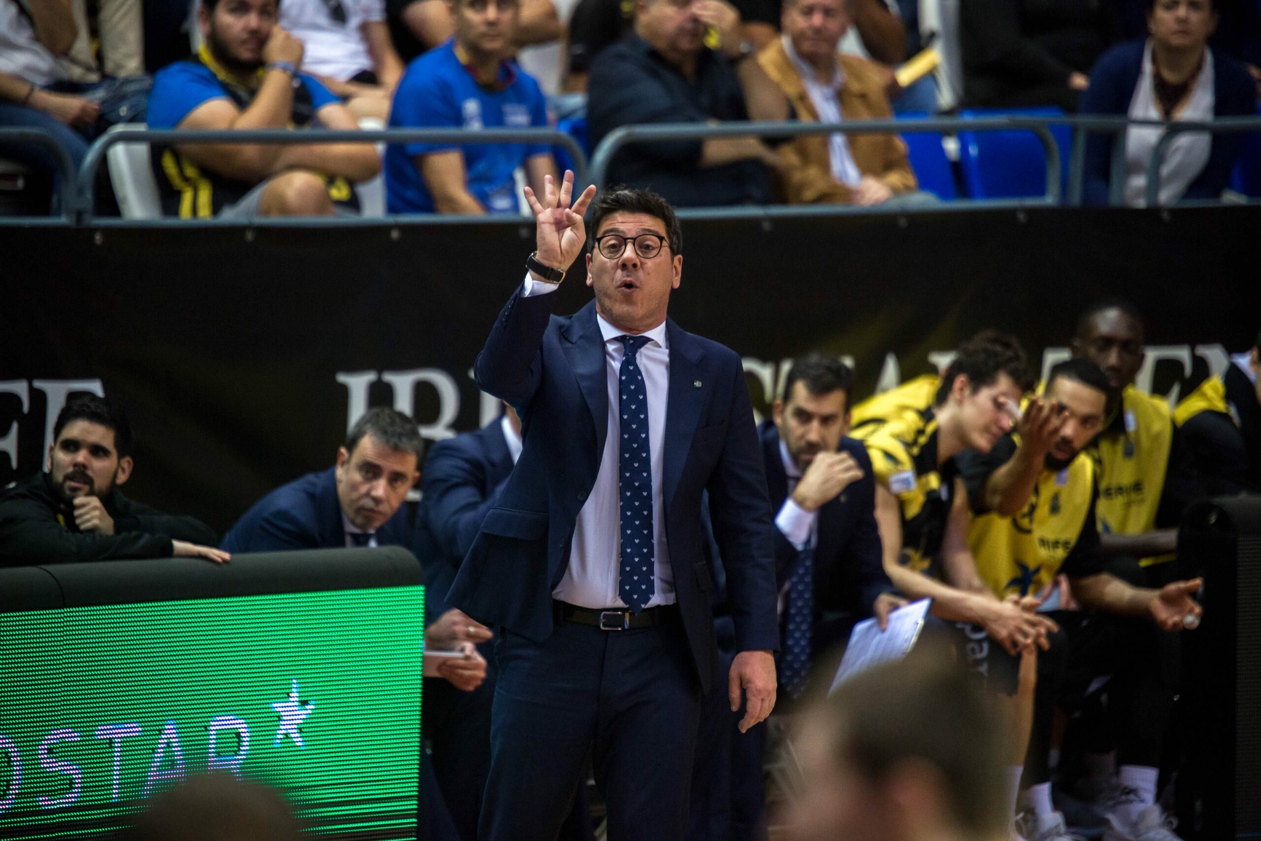 EQUIPO. Prórroga y victoria para los de Katsikaris (100-94)