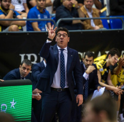 EQUIPO. Prórroga y victoria para los de Katsikaris (100-94)