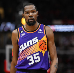 Los Suns pedirán grandes dosis de juventud al que quiera fichar a Kevin Durant