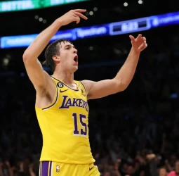 ¿Es intraspasable Austin Reaves por parte de los Lakers?