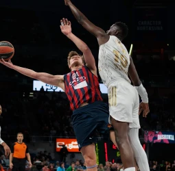 El ASVEL revitalizado de Pozzecco busca poner fin al inicio invicto de Ivanovic en Baskonia
