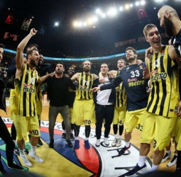 El Fenerbahce dará más miedo si cabe. El Dogus le patrocinará con 45 millones