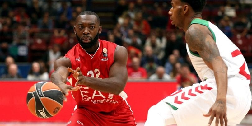 Charles Jenkins vuelve al Estrella Roja
