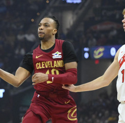 La noche NBA: Suns y Heat, paso a paso, los Cavs, a lo suyo