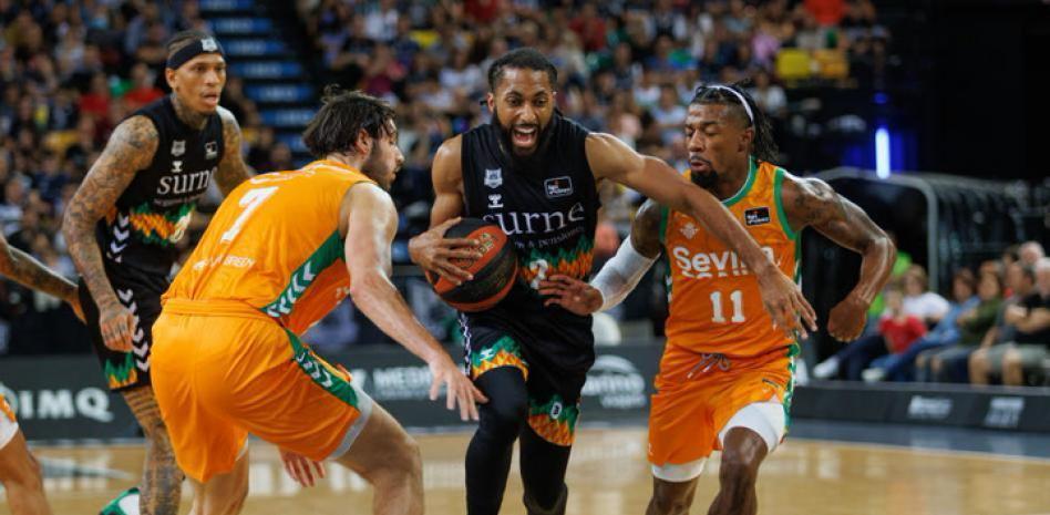 El Surne Bilbao visita al ERA Nymburk