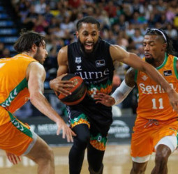 El Surne Bilbao visita al ERA Nymburk