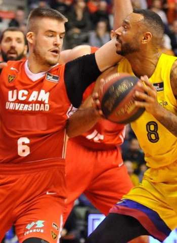 Reacción y remontada de carácter del Barcelona (83-87)