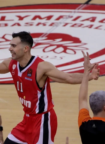 Sloukas decide ante el Efes en la prórroga (87-85)