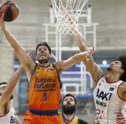 Segundo triunfo de la pretemporada ante Baxi Manresa en Salou (88-81)
