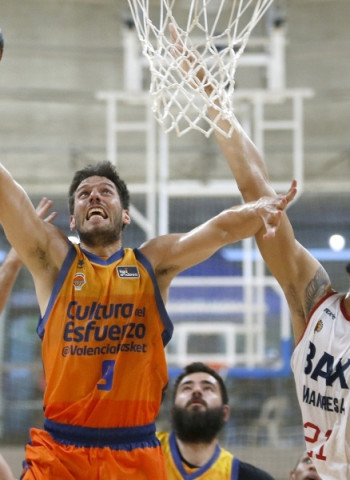 Segundo triunfo de la pretemporada ante Baxi Manresa en Salou (88-81)