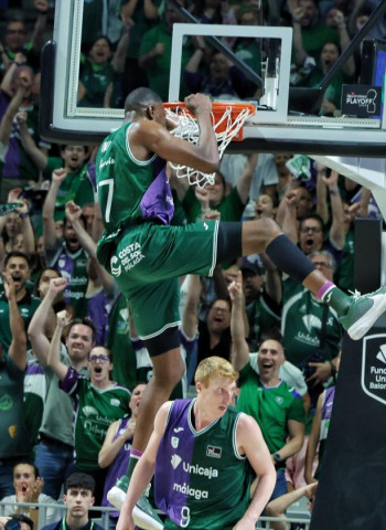 Perry y Taylor prolongan la fiesta en Málaga (105-97)