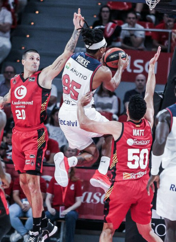 El Baskonia impone su mayor poderío pero sufre para ganar (80-85)