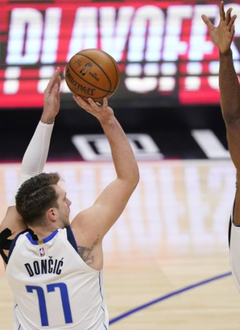 Doncic pone contra la cuerdas a los Clippers (100-105) [2-3]