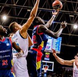 El Madrid pierde su condición de invicto a domicilio en Andorra (89-87)