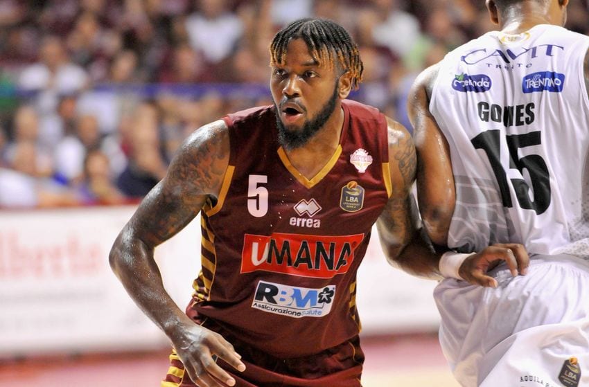 La NBA vuelve a llamar a la puerta de Julyan Stone