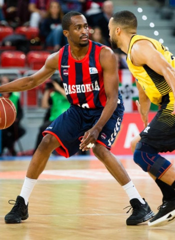 Batalla por el tercer puesto en Tenerife