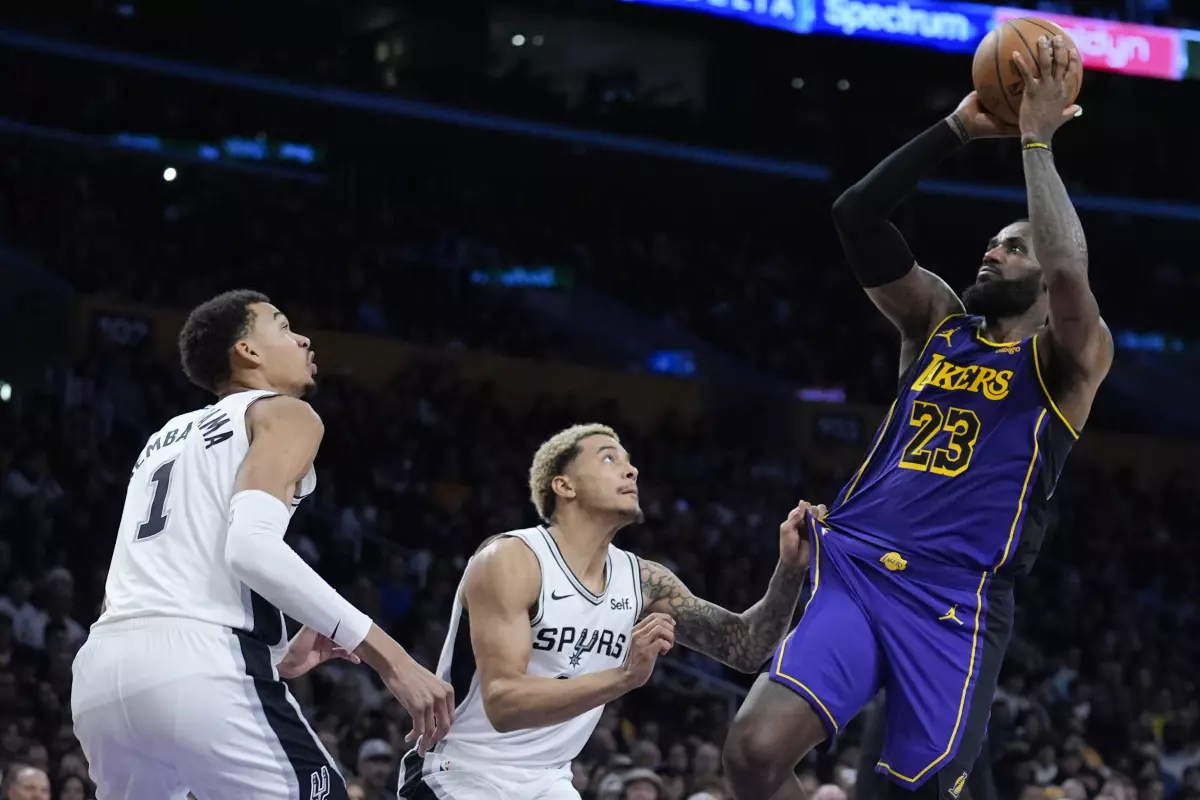 Los Lakers sin problemas ante los Spurs, a pesar del resultado final