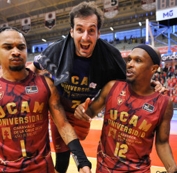 UCAM Murcia logra un gran triunfo frente a Lenovo Tenerife (85-64)