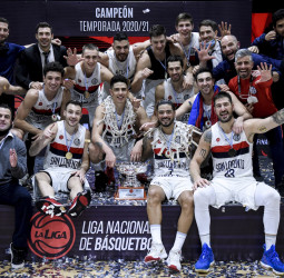 Heroico San Lorenzo: ¡remontó 15 puntos, ganó y es pentacañmpeón!
