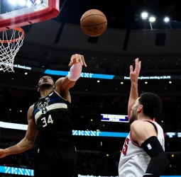 [3-1] Los Bulls no dan con la clave para frenar a Antetokounmpo (119-95)