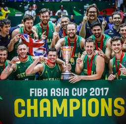 Australia, al ritmo de Brad Newley, campeona de la FIBA ​​Asia Cup