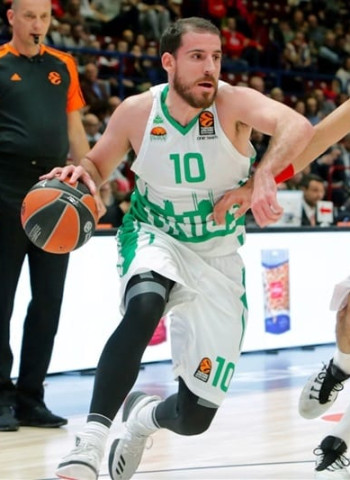 El Unics Kazan se lleva con contundencia el duelo por todo lo bajo (68-91)