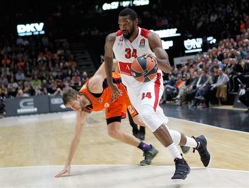 Cory Jefferson se va al baloncesto chino