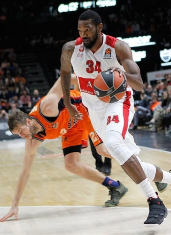 Cory Jefferson se va al baloncesto chino