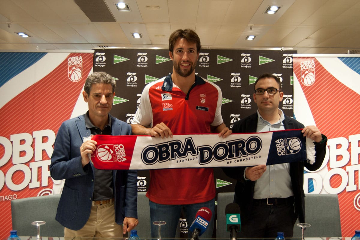 Nacho Llovet: “Creo que venir al Obradoiro será un paso positivo para mi carrera deportiva”