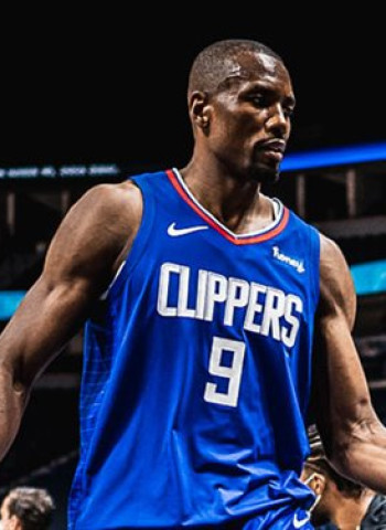 Serge Ibaka aterriza en Milwaukee tras un traspaso múltiple