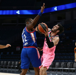 Álex Abrines, cuatro meses de baja