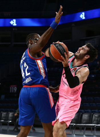 Álex Abrines, cuatro meses de baja
