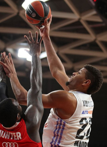 Victoria del Real Madrid en Múnich, 64-68