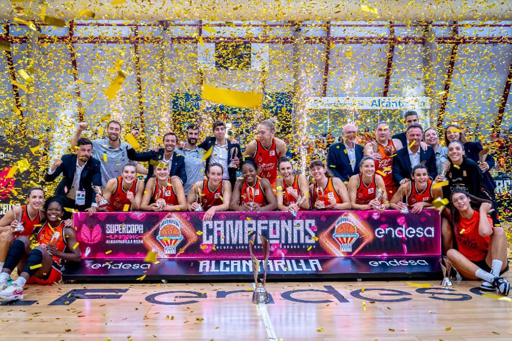 El Valencia Basket conquista en Alcantarilla su tercera Supercopa #LFEndesa, 84-60