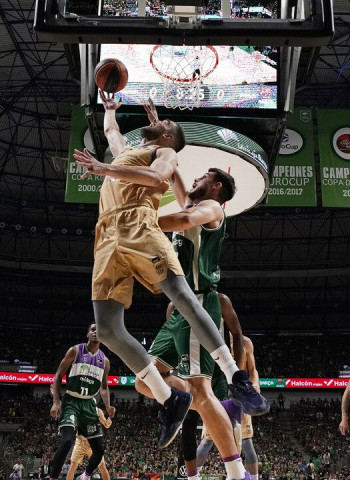 Barça devuelve el golpe a Unicaja y se sitúa a un paso de la final (79-90)