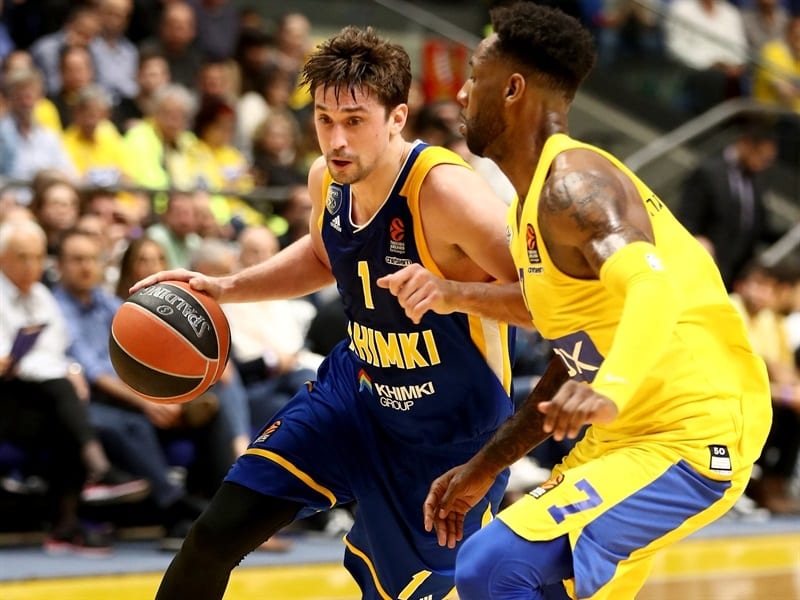 Shved hace enmudecer Tel Aviv (91-94)