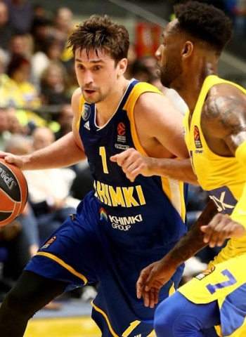 Shved hace enmudecer Tel Aviv (91-94)