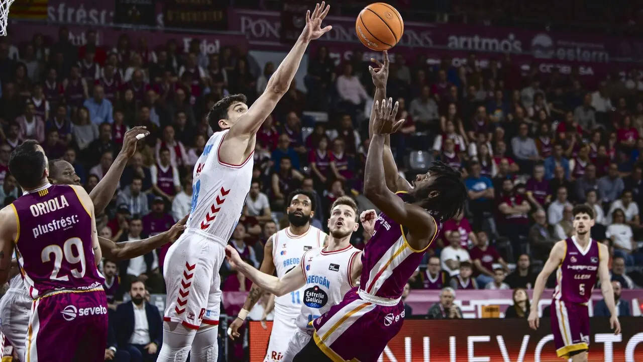 Un enrachado Lleida supera al Río Breogán, 94-81