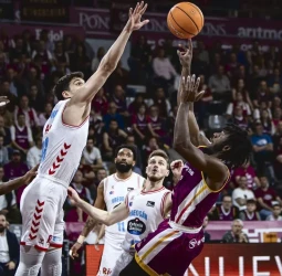 Un enrachado Lleida supera al Río Breogán, 94-81