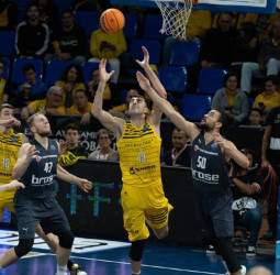 El Iberostar Tenerife se mantiene invicto (82-64)