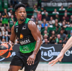La Penya busca una victoria para tomar impulso