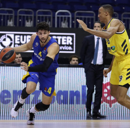 Dorsey marca el ritmo del Maccabi ante el ALBA Berlín (73-85)